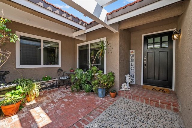 22926 Frisca Drive, Valencia, CA 91354