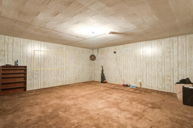 1701 N 7th Street, Tahoka, TX 79373