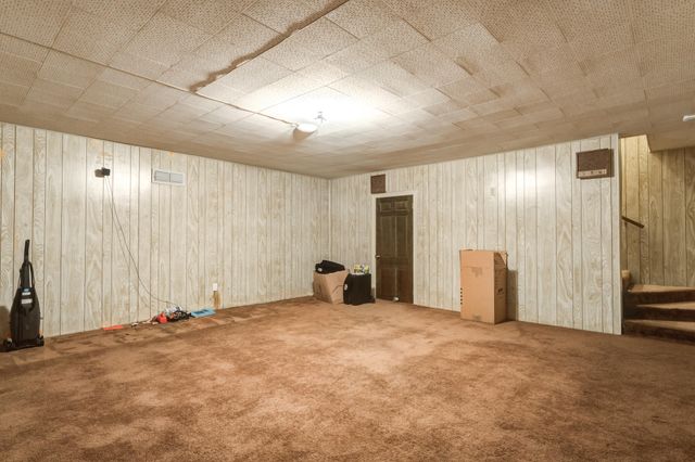 1701 N 7th Street, Tahoka, TX 79373