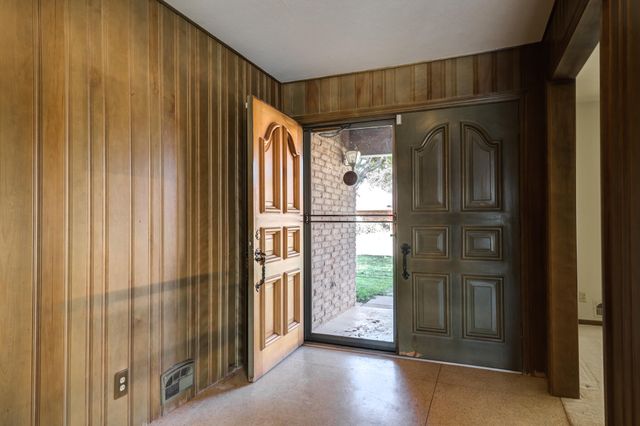 1701 N 7th Street, Tahoka, TX 79373