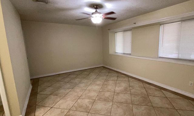 7515 Shoshone Drive, Baytown, TX 77521