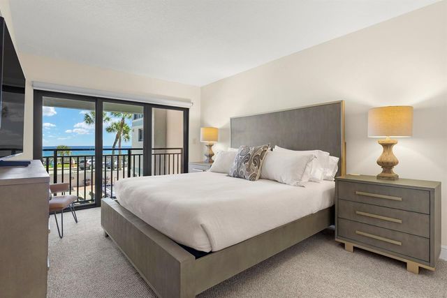 665 SE 21st Avenue 104, Deerfield Beach, FL 33441