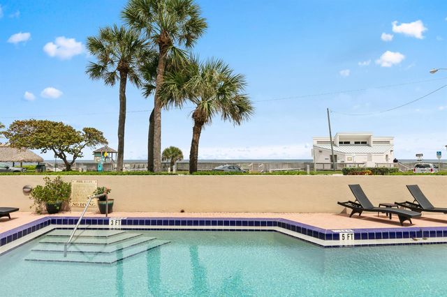 665 SE 21st Avenue 104, Deerfield Beach, FL 33441