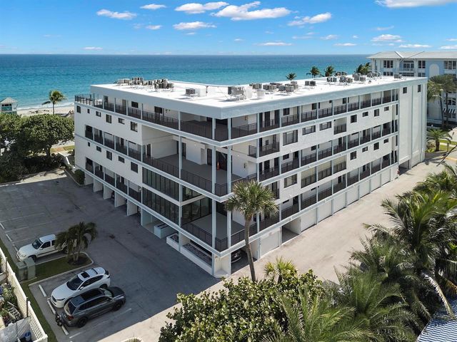 665 SE 21st Avenue 104, Deerfield Beach, FL 33441