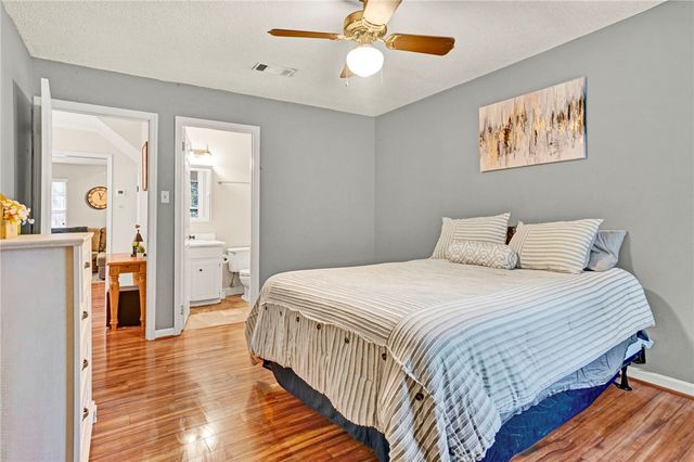 122 Abbey Court, Greenwood, SC 29649