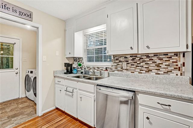 122 Abbey Court, Greenwood, SC 29649