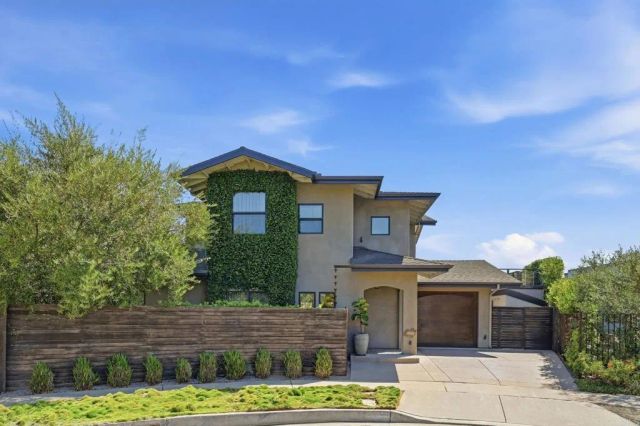 3811 Hiawatha Way, San Diego, CA 92117