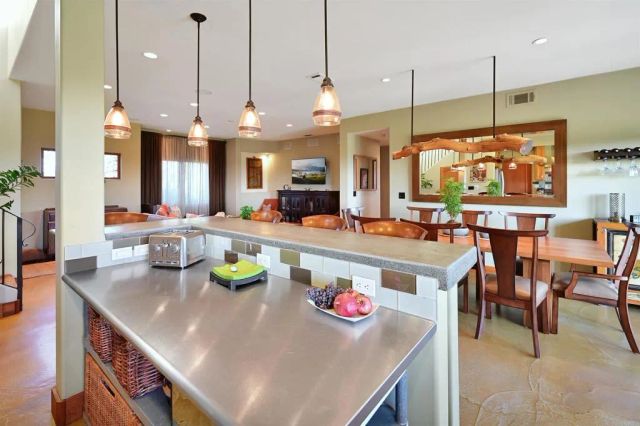3811 Hiawatha Way, San Diego, CA 92117