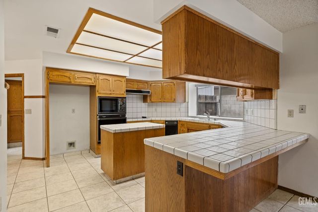 7309 Etter Street, Bakersfield, CA 93308