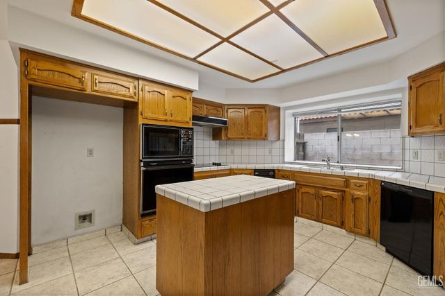 7309 Etter Street, Bakersfield, CA 93308