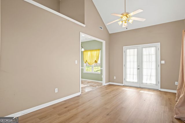 122 Mosswood Drive, Newnan, GA 30265