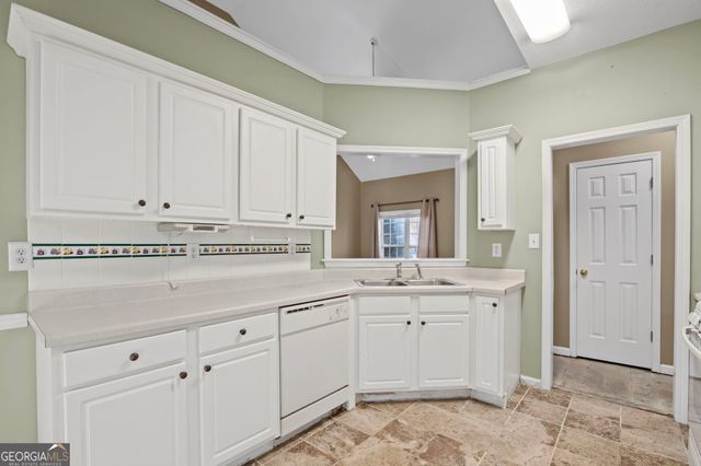 122 Mosswood Drive, Newnan, GA 30265