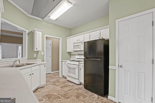 122 Mosswood Drive, Newnan, GA 30265