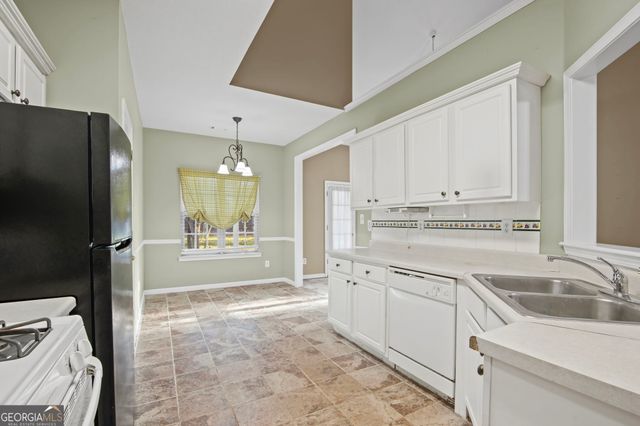 122 Mosswood Drive, Newnan, GA 30265