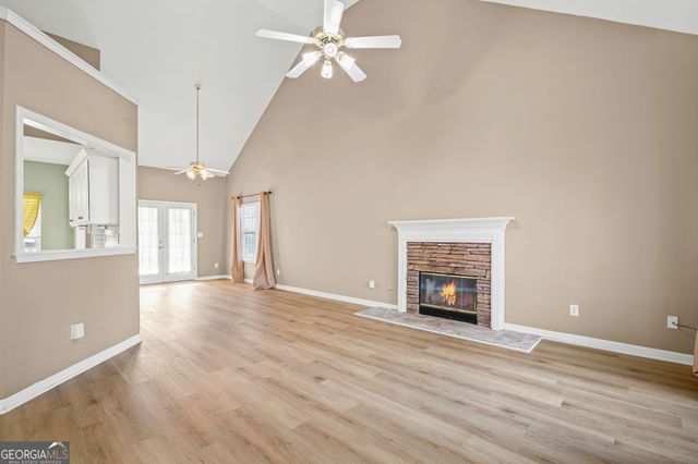 122 Mosswood Drive, Newnan, GA 30265