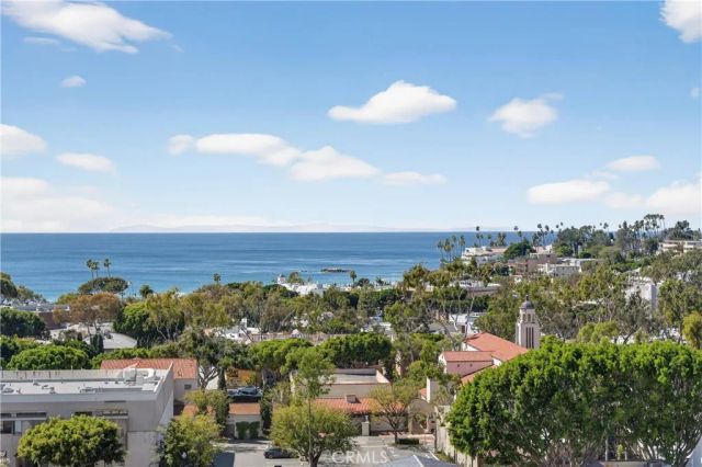 405 Blumont Street, Laguna Beach, CA 92651