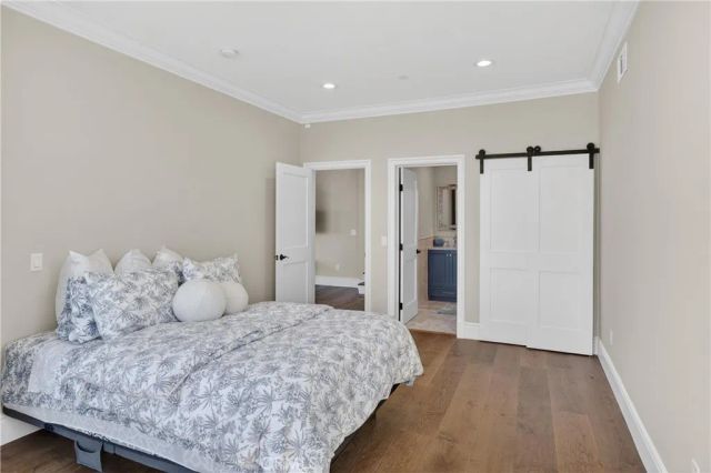 405 Blumont Street, Laguna Beach, CA 92651