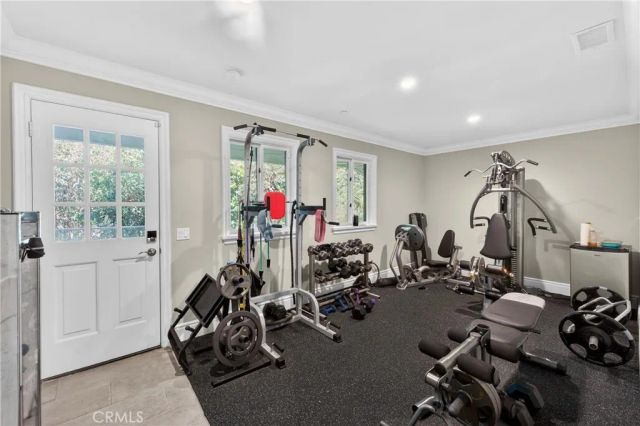 405 Blumont Street, Laguna Beach, CA 92651