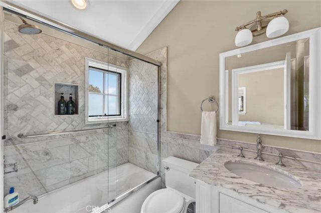 405 Blumont Street, Laguna Beach, CA 92651