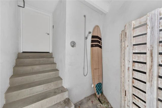 405 Blumont Street, Laguna Beach, CA 92651