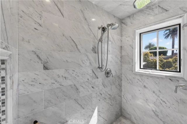 405 Blumont Street, Laguna Beach, CA 92651