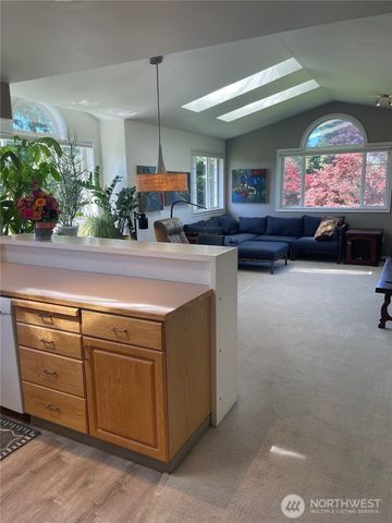 545 W Kellogg Road, Bellingham, WA 98226