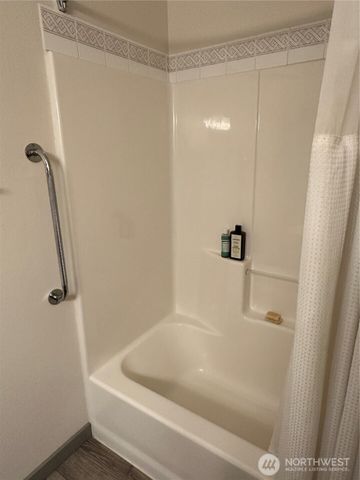 545 W Kellogg Road, Bellingham, WA 98226