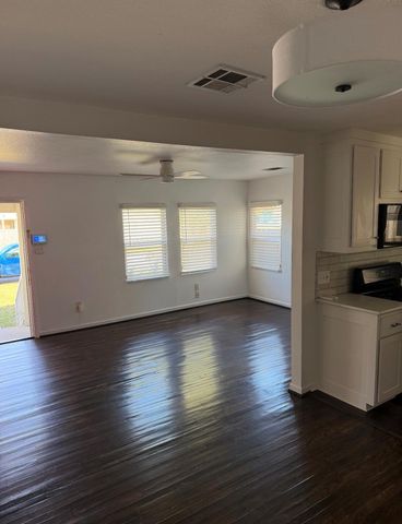 1406 Kirwin Street, Galveston, TX 77551