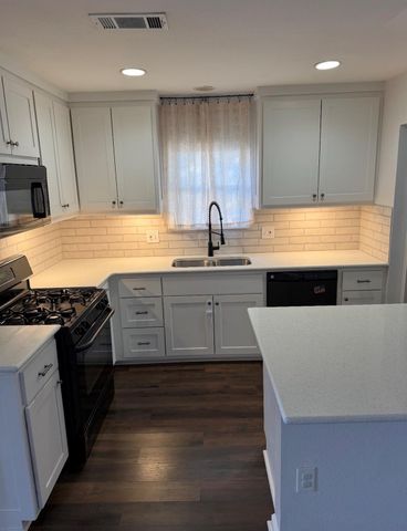 1406 Kirwin Street, Galveston, TX 77551