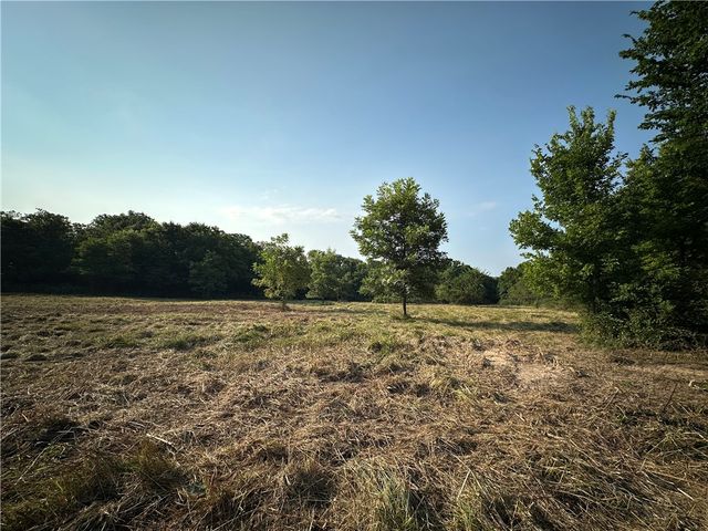 19807 Highway 127, Garfield, AR 72732