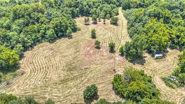 19807 Highway 127, Garfield, AR 72732