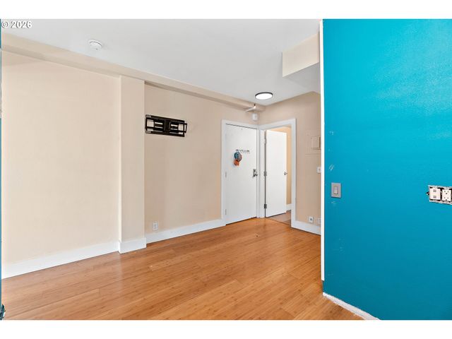 1829 Nw LOVEJOY St 106, Portland, OR 97209