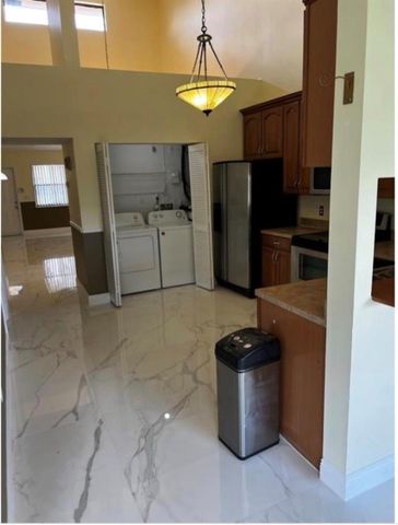 12449 Guilford Way, Wellington, FL 33414