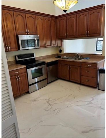 12449 Guilford Way, Wellington, FL 33414