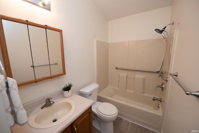 1612 Lionheart Lane, West Lafayette, IN 47906