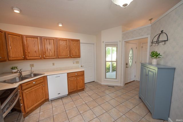1612 Lionheart Lane, West Lafayette, IN 47906