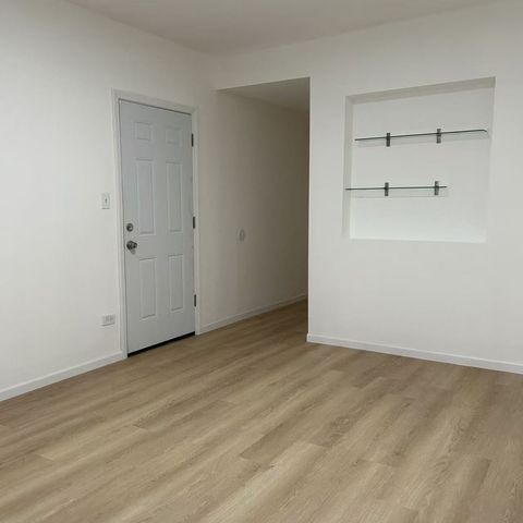 3429 S Wallace Street 2, Chicago, IL 60616