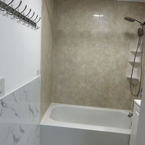 3429 S Wallace Street 2, Chicago, IL 60616