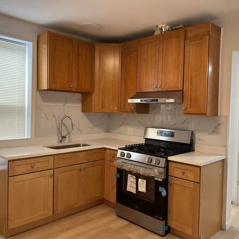 3429 S Wallace Street 2, Chicago, IL 60616