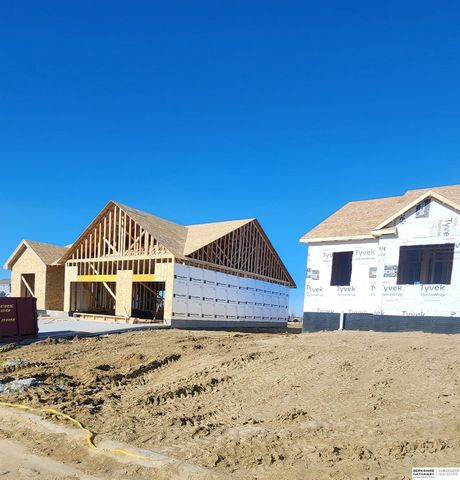 5114 Pinehill Road, Bellevue, NE 68133