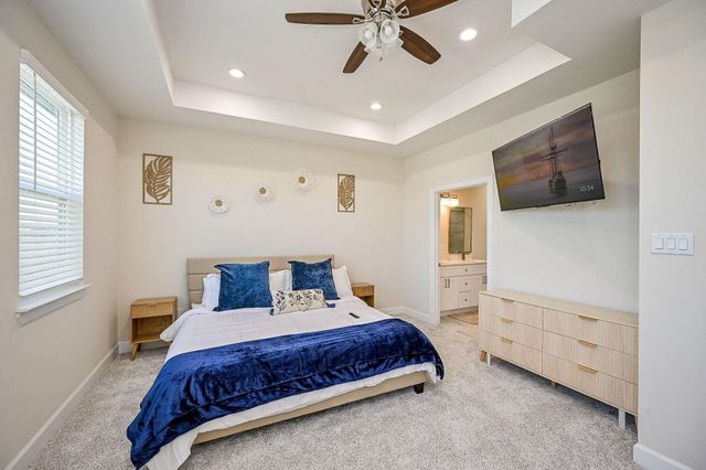 4748 Mallow Street E, Houston, TX 77033