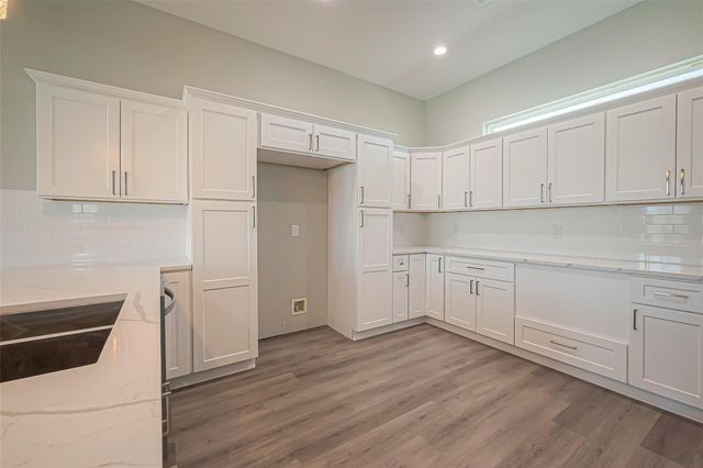 4748 Mallow Street E, Houston, TX 77033