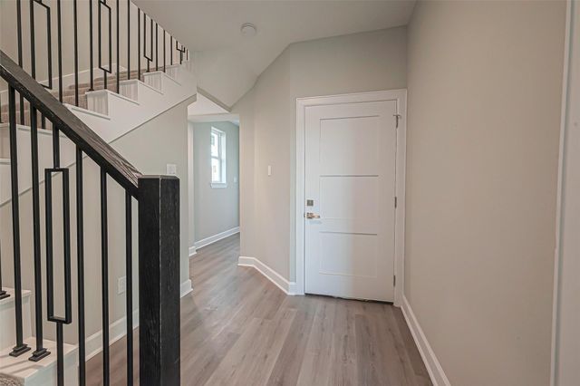 4748 Mallow Street E, Houston, TX 77033