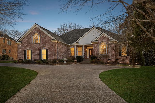 9067 Fallswood Ln, Brentwood, TN 37027