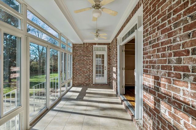 9067 Fallswood Ln, Brentwood, TN 37027