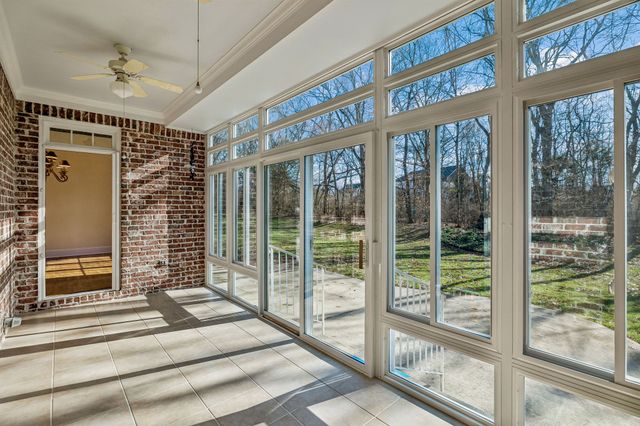 9067 Fallswood Ln, Brentwood, TN 37027