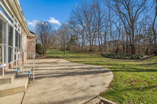 9067 Fallswood Ln, Brentwood, TN 37027