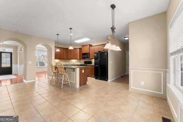 1000 Island Bluff Lane, Buford, GA 30518