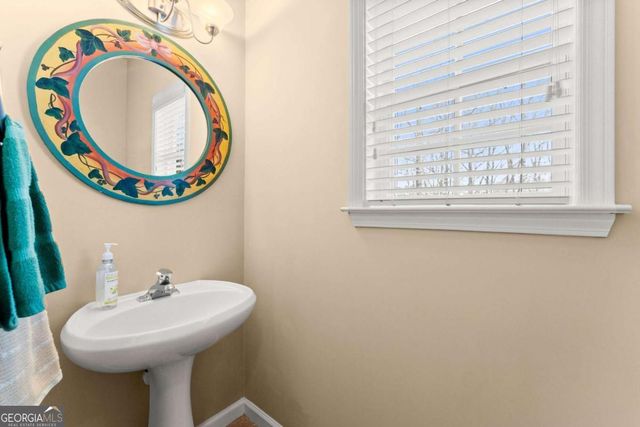 1000 Island Bluff Lane, Buford, GA 30518