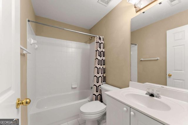 1000 Island Bluff Lane, Buford, GA 30518